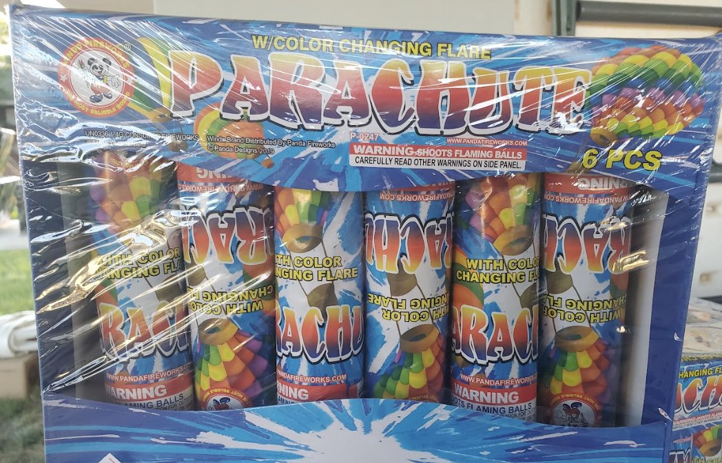 PARACHUTE WITH COLOR FLARE